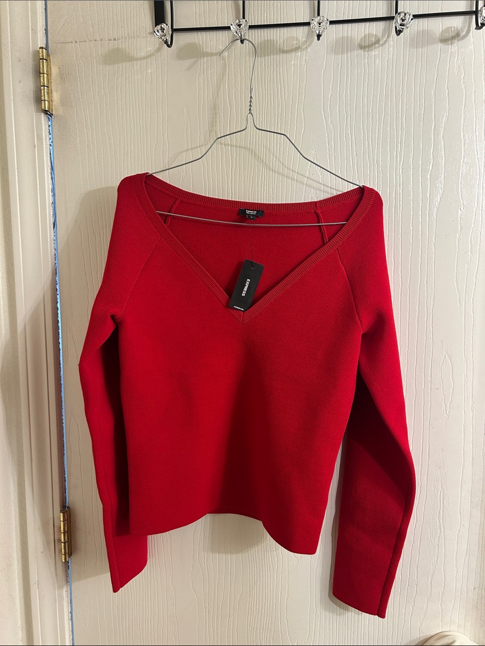 Express Women's Bright Red V-Neck Sweater